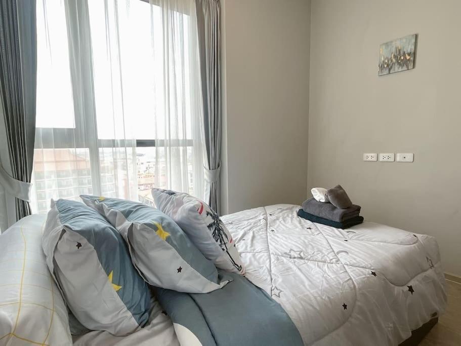 Apartemen Base 2bed King&queen With Infinity Pool & Free Netflix! *