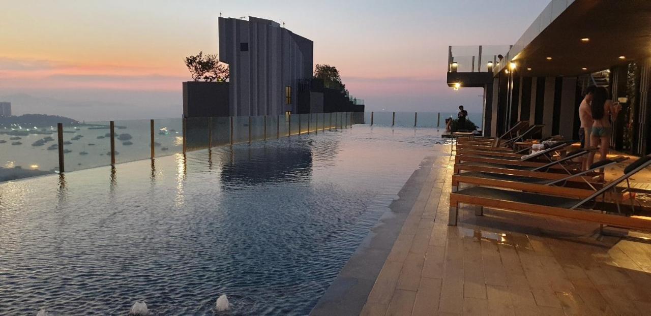 Apartemen Base 2bed King&queen With Infinity Pool & Free Netflix!
